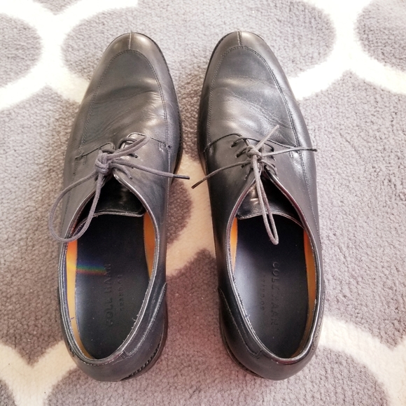 Cole Haan Lenox Hill Split-Toe Oxford Dress Shoe - Picture 3 of 4